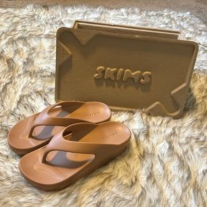 SKIMS Ochre Molded Platform Sandle Size 39